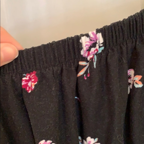 ✨ Floral Romper - Picture 5 of 6